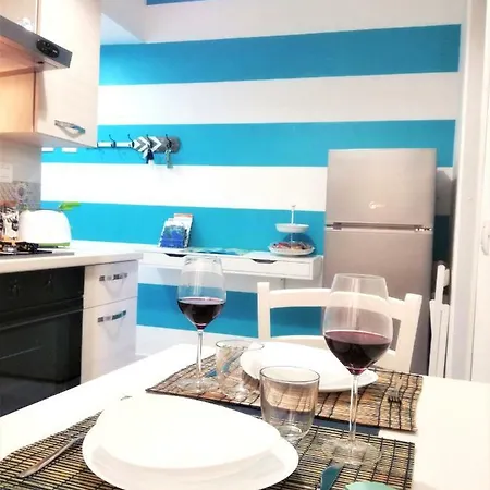 Poeti E Mainaei - Sailors & Poets 5 Terre